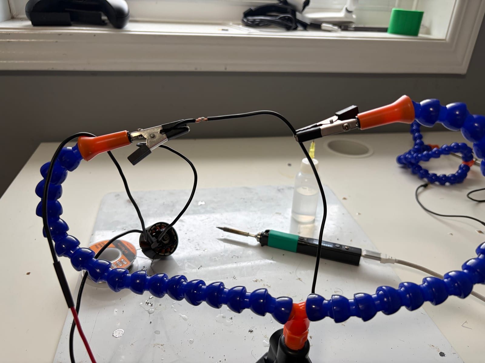 Hand-soldered wire joint